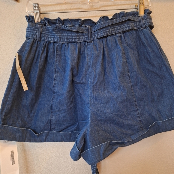 CLEOBELLA Joplin Belted shorts Ruffle Waist Chambray Womens Size S - Picture 6 of 7